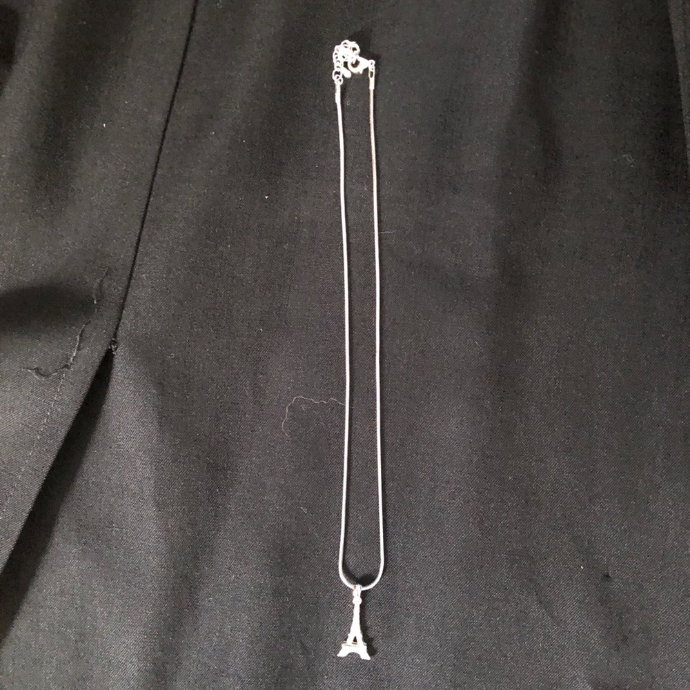Juicy Couture Eiffel Tower charm and chain silver. 16”